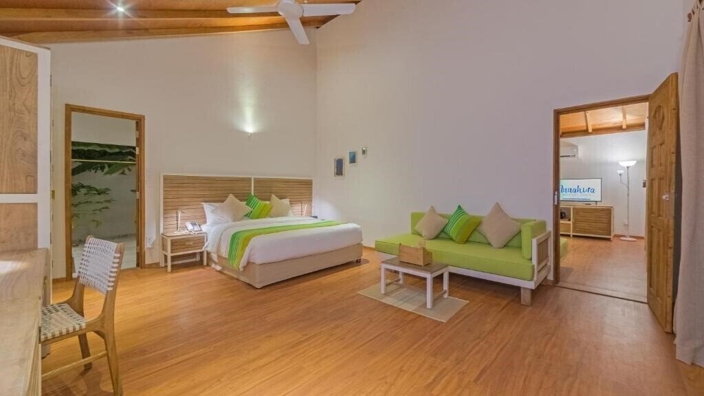 Фото Innahura Maldives Resort 3*
