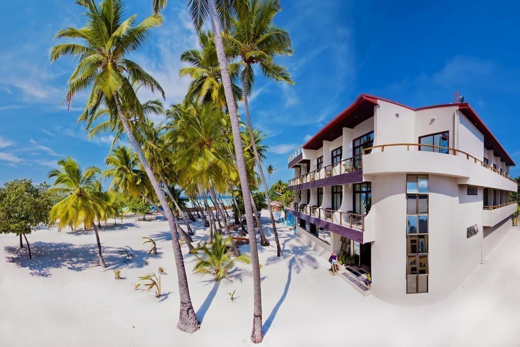 Отель Kaani Palm Beach Guest House 1*