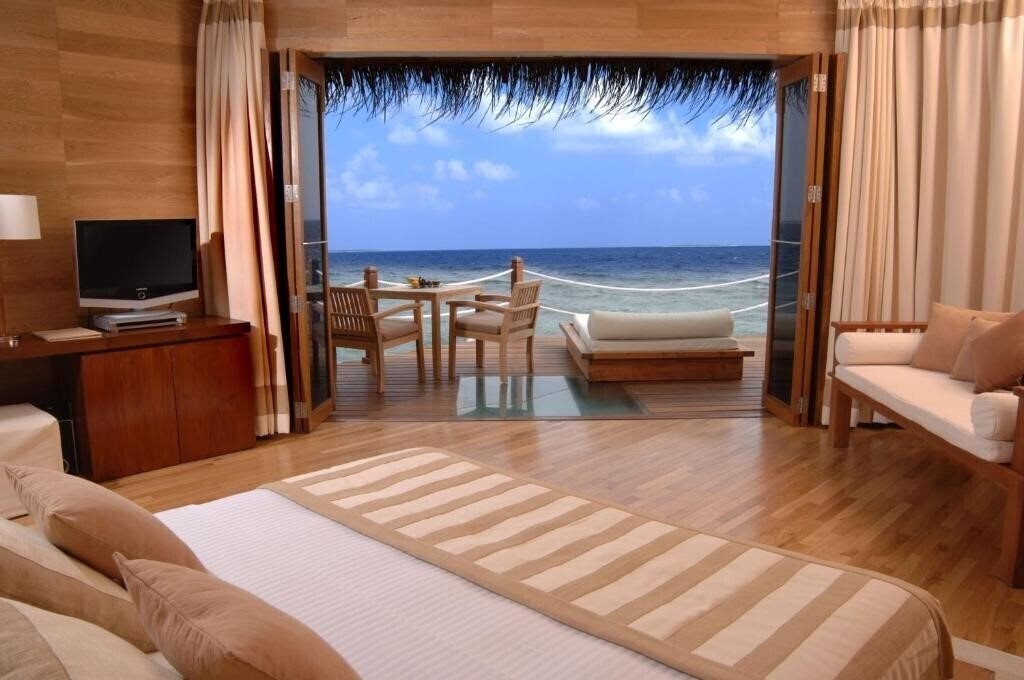 Фото Adaaran Prestige Water Villas 5*