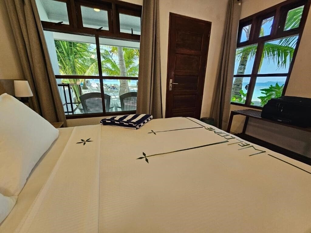 Imaginea Lagoon View Maldives 4*