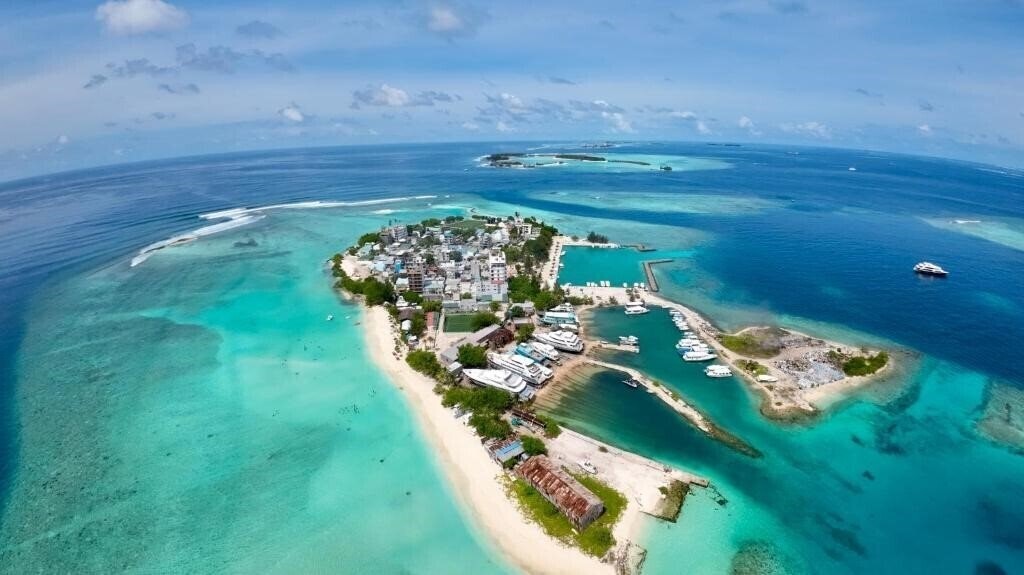 Hotel Avyanna Gulhi Beach Hotel Guest House 3*