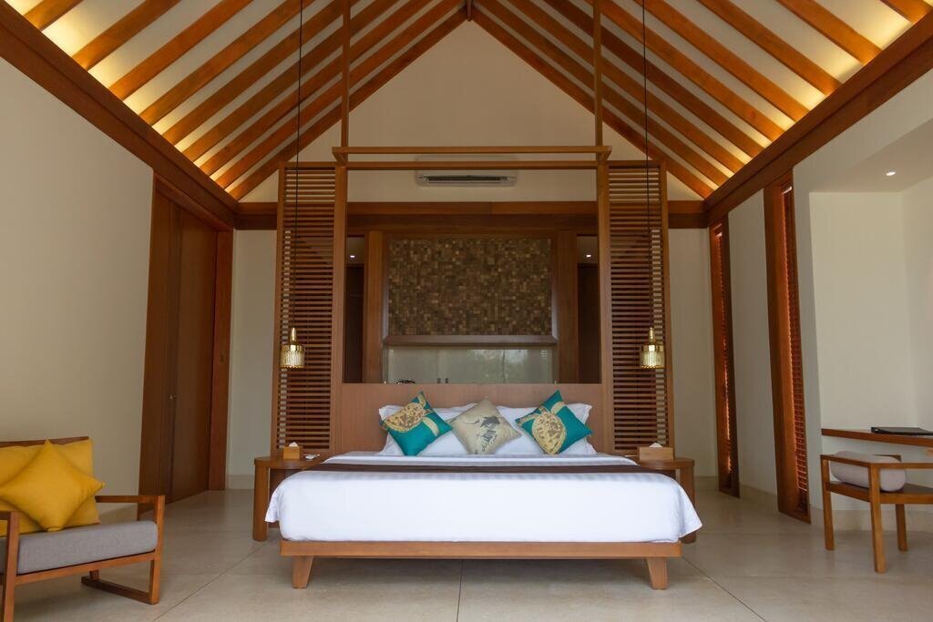 Изображение Furaveri Island Resort 5*