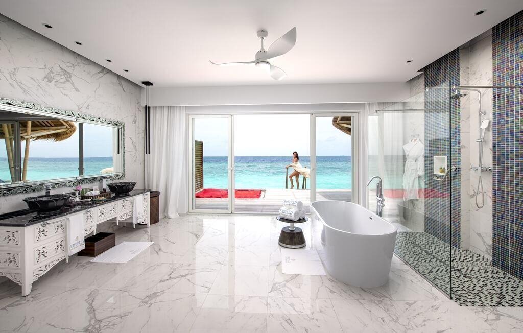 Фотография Emerald Maldives Resort & SPA 5*