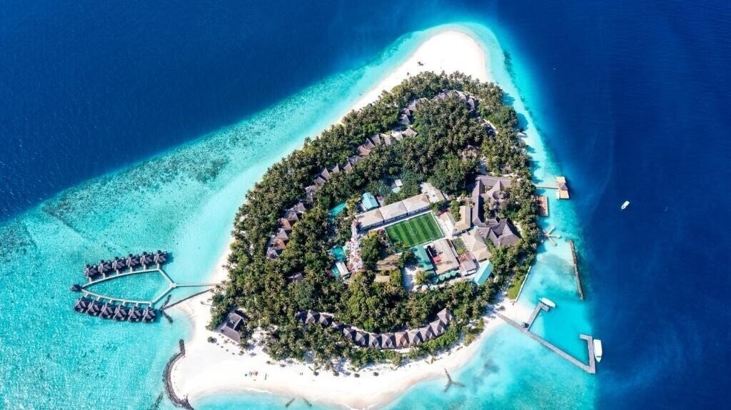 Hotel Fihalhohi Island Resort 4*