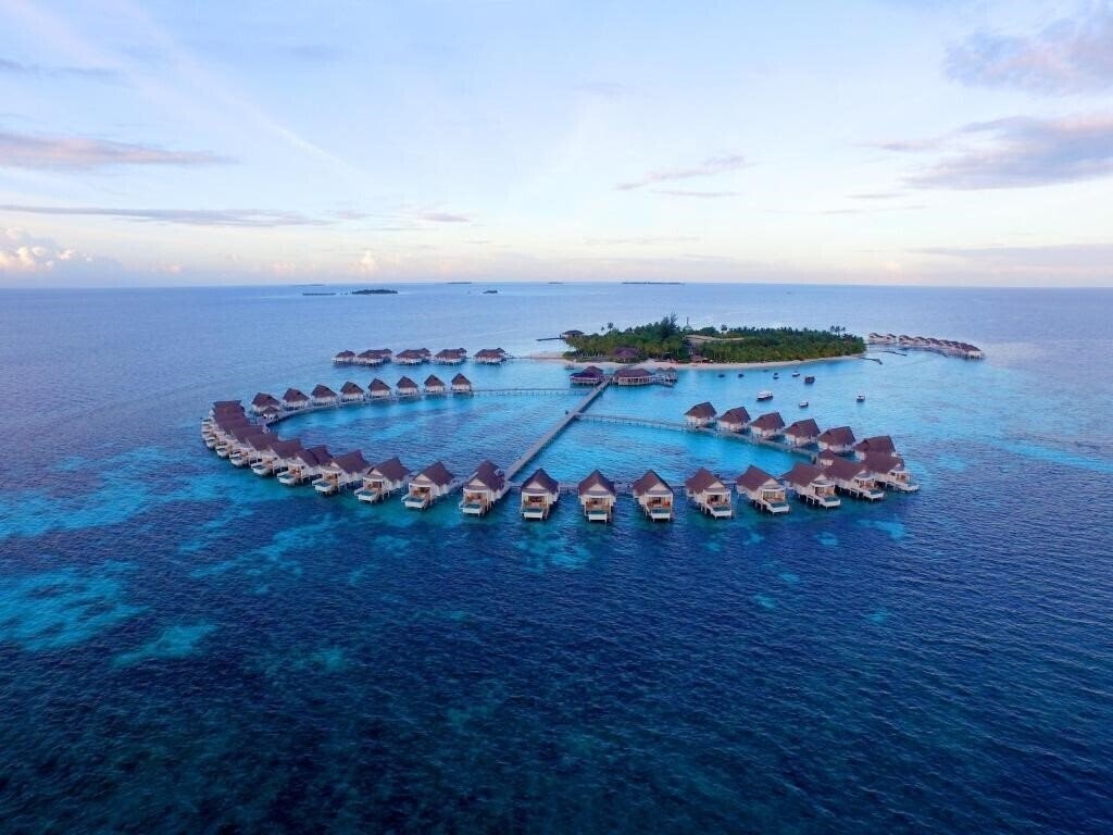 Imaginea Machchafushi Island Resort & SPA 5*