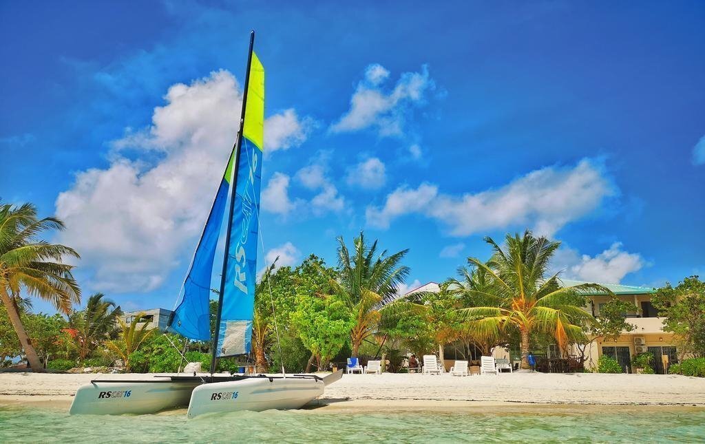 Fotografii The Crown Beach Hotel Guest House 3*