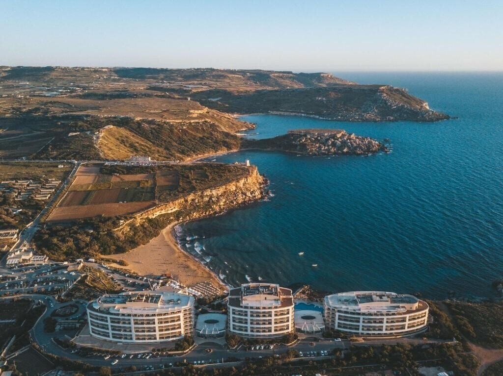Imaginea Radisson Blu Resort & Spa, Malta Golden Sands 5*