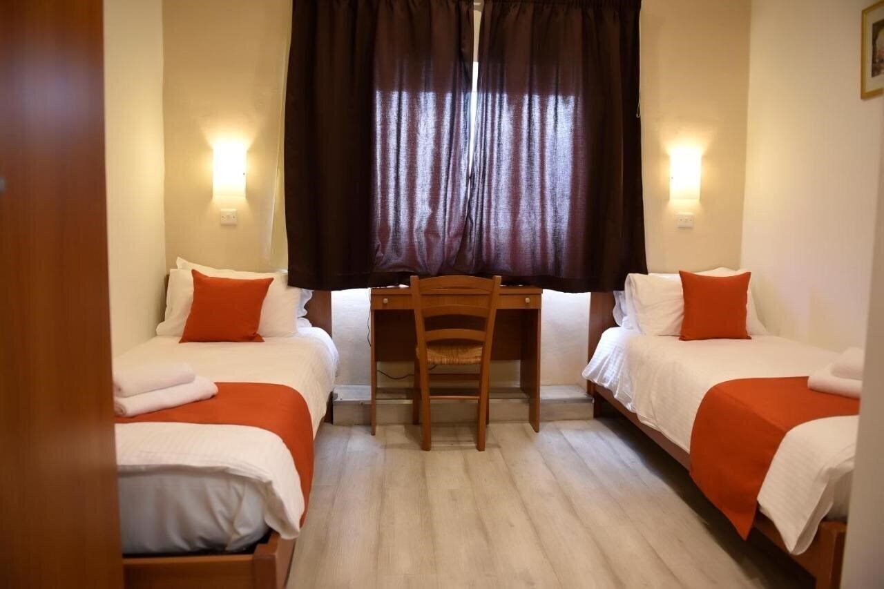 Fotografie British Hotel 2*