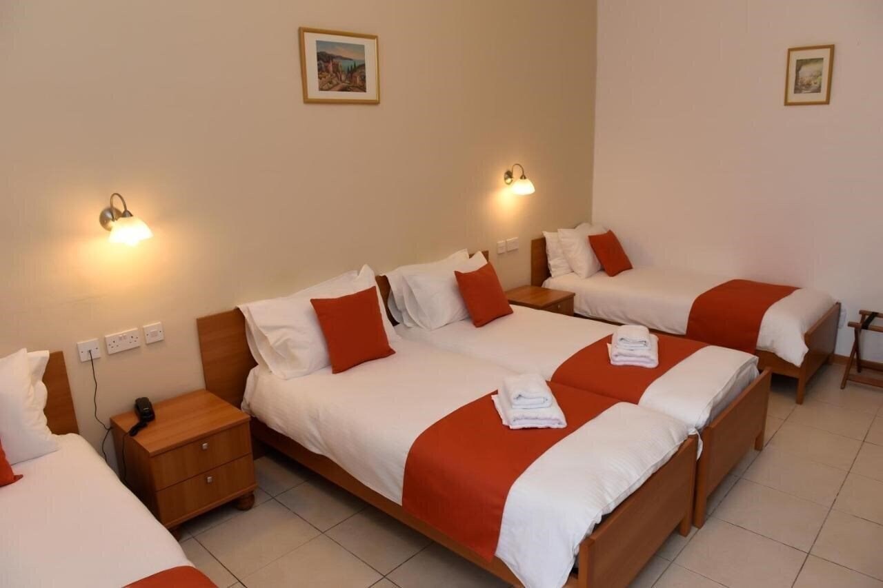 Imaginea British Hotel 2*