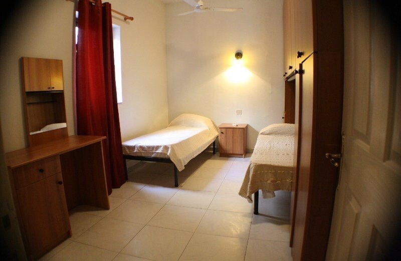 Imaginea St. Julians Highgate 3*