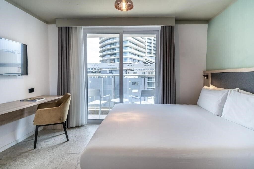 Фото Mistral by Melia 3*