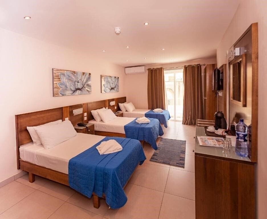 Fotografii Cerviola 3*