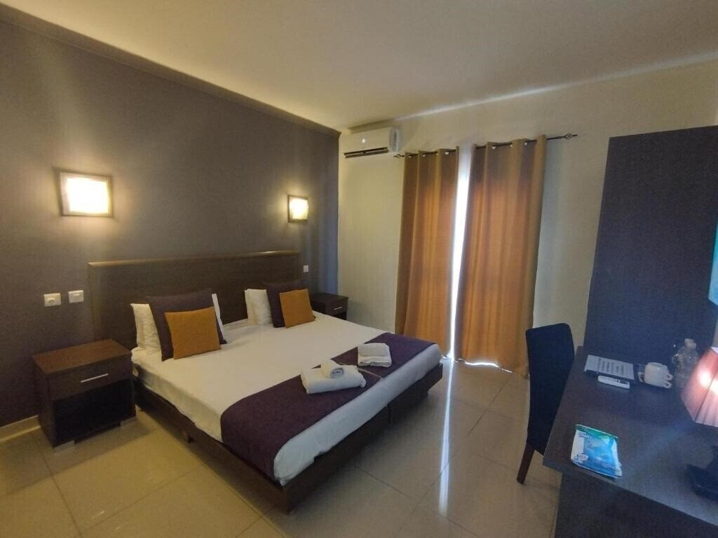 Фото The Windsor Hotel 4*