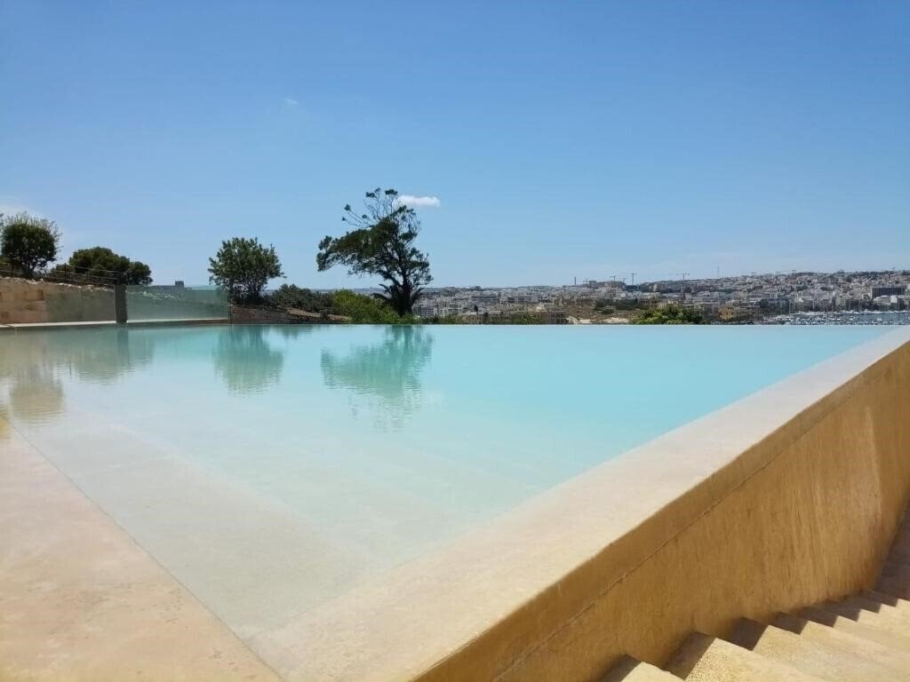 Fotografii Phoenicia Hotel 5*