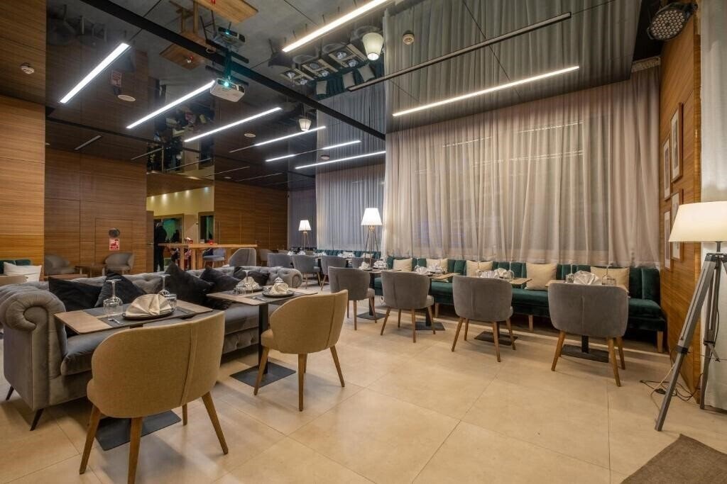 Fotografie Kenzi Basma 4*