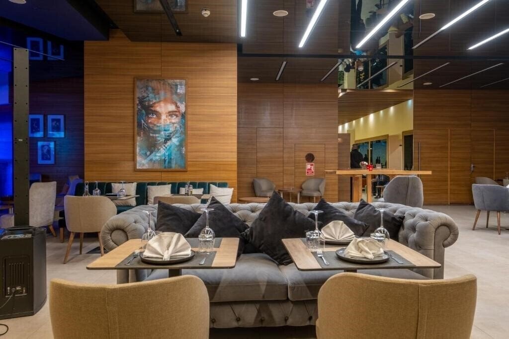 Imaginea Kenzi Basma 4*