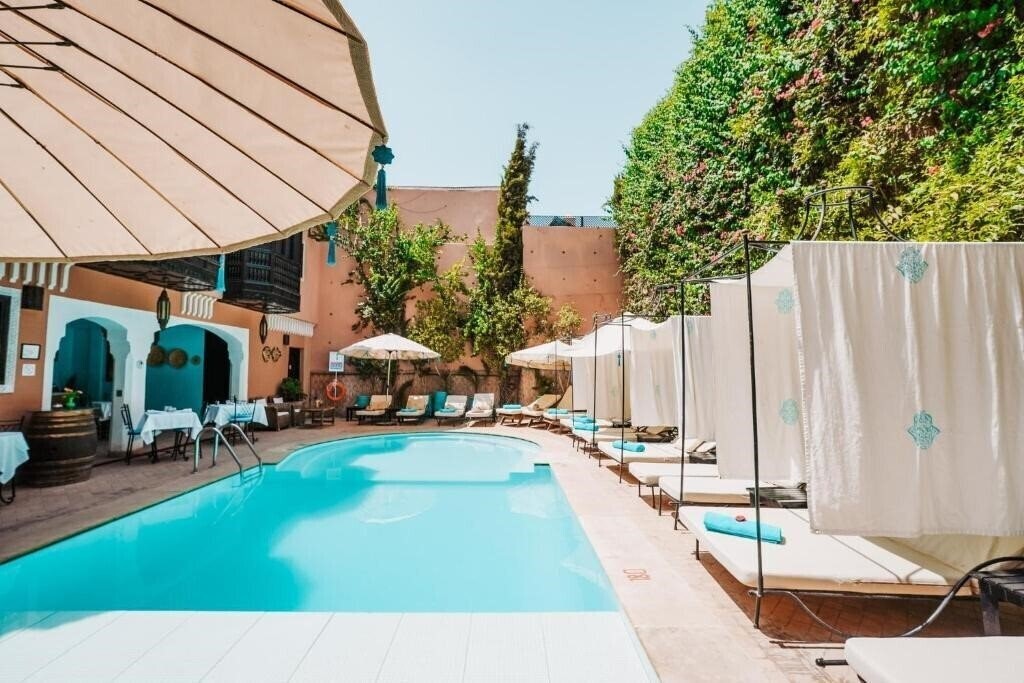 Отель Les Borjs De La Kasbah 4*