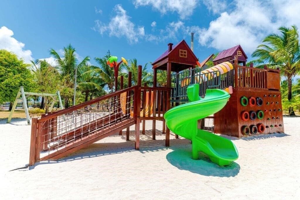 Imaginea Maritim Crystals Beach Hotel 4*