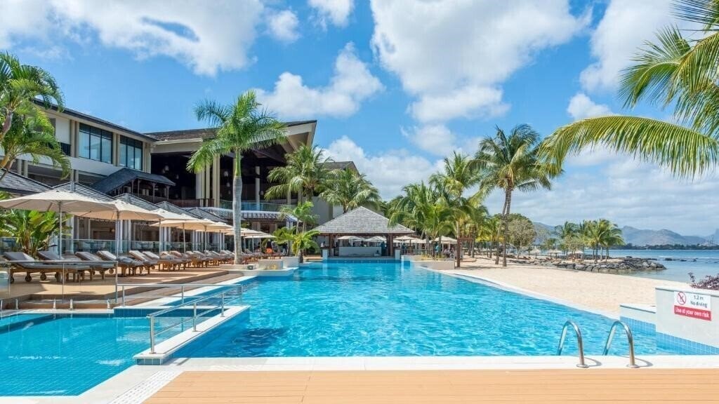Отель Intercontinental Mauritius Resort Balaclava Fort 5*