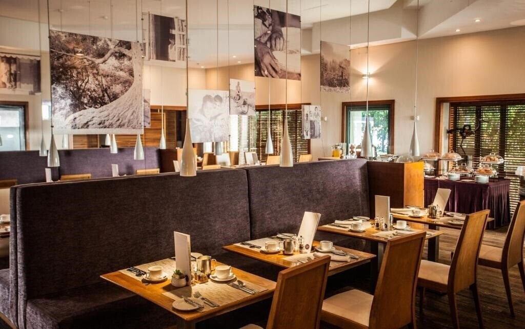 Fotografii Hennessy Park Hotel 4*