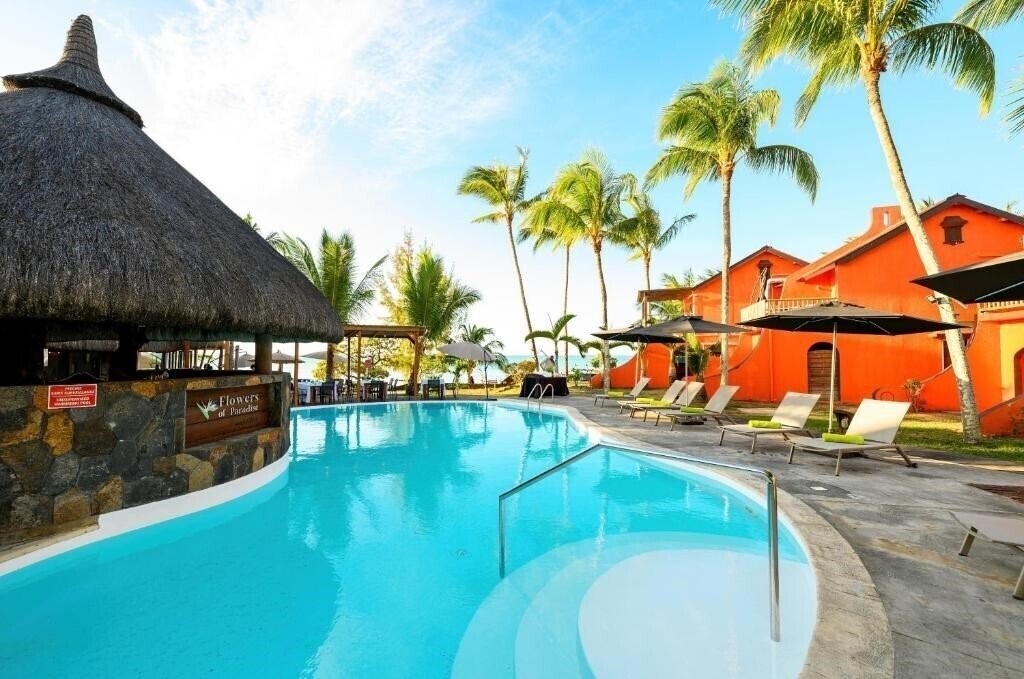 Hotel Flowers Of Paradise Beachfront Residence Apartment 3*