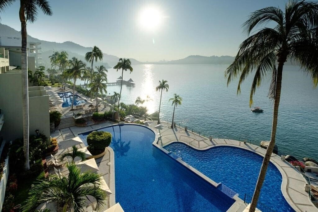 Hotel Camino Real Acapulco Diamante 5*