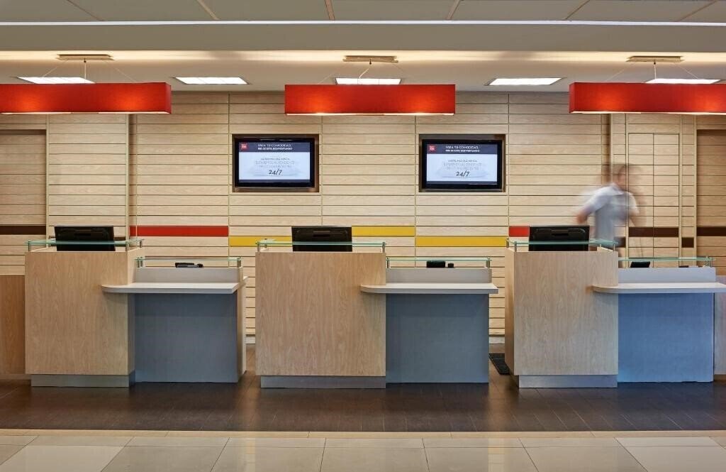 Imaginea Ibis Cancun Centro 3*