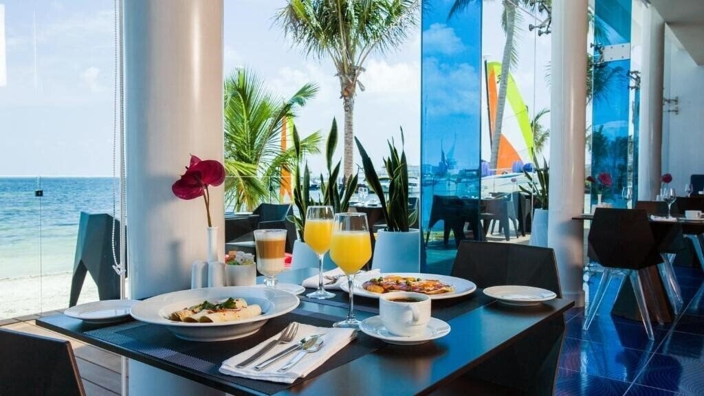 Фото The Tower By Temptation Cancun Resort 4*
