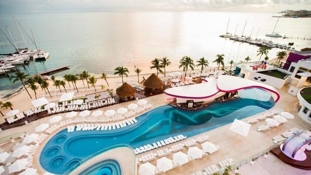 Картинка The Tower By Temptation Cancun Resort 4*