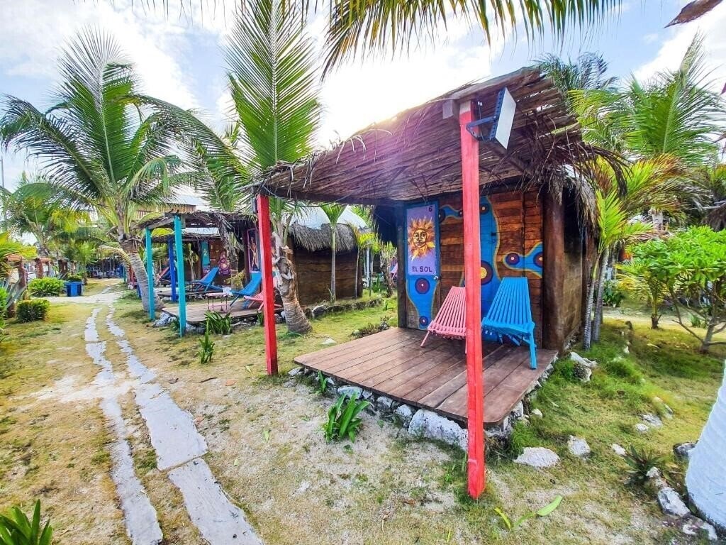 Fotografii Bluekay Eco Resort (ex. Blue Kay Eco Resort, Blue Kay Mahahual, Eco Cabanas Bluekay) 3*