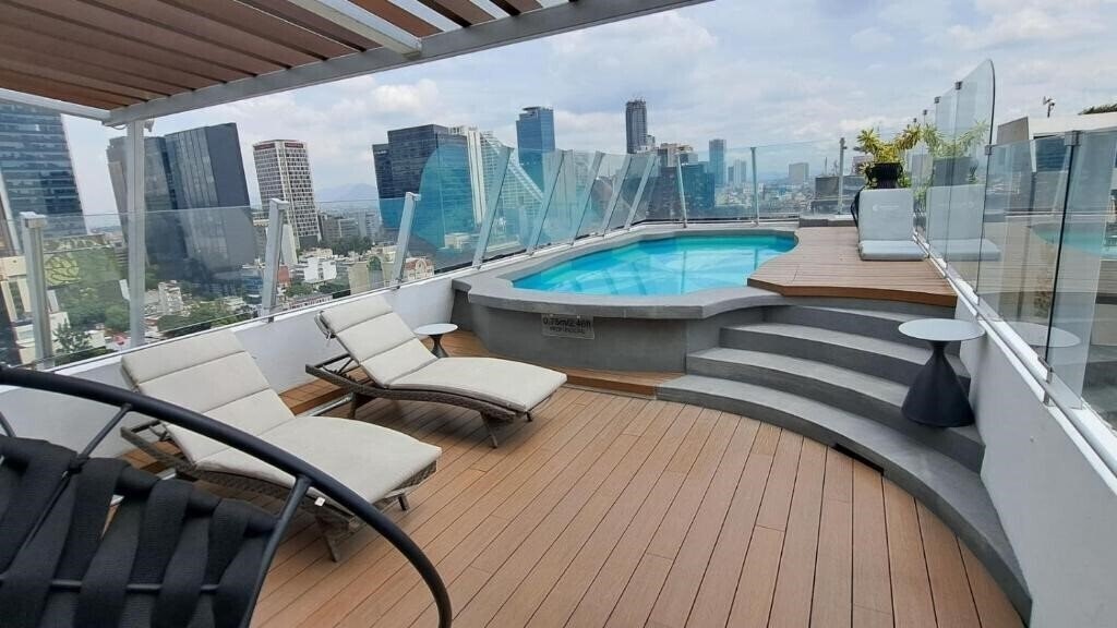 Hotel Century Zona Rosa 3*