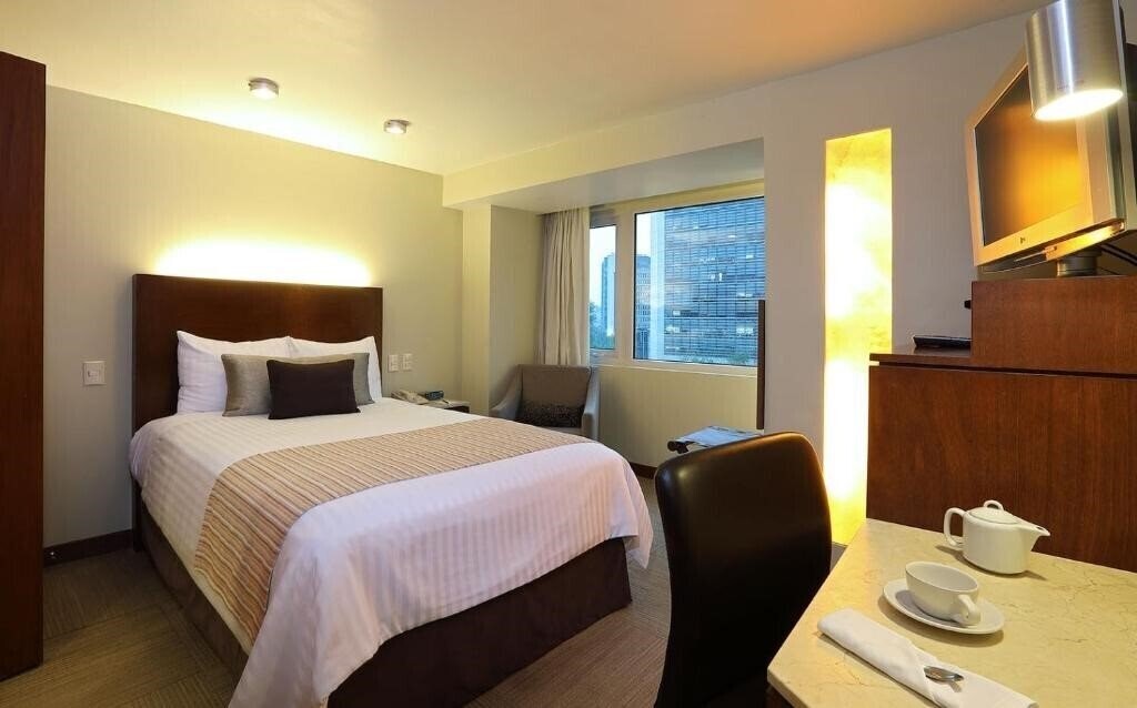 Картинка Emporio Reforma 5*