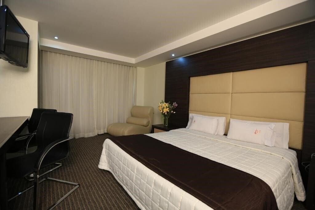 Imaginea Hotel Astor 4*