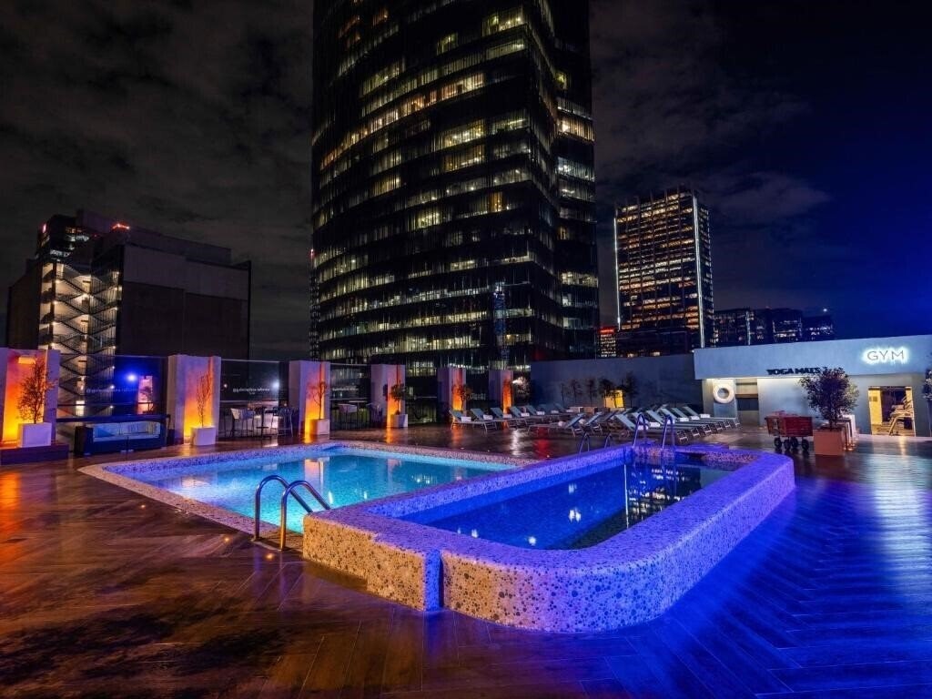 Отель Galeria Plaza 5*