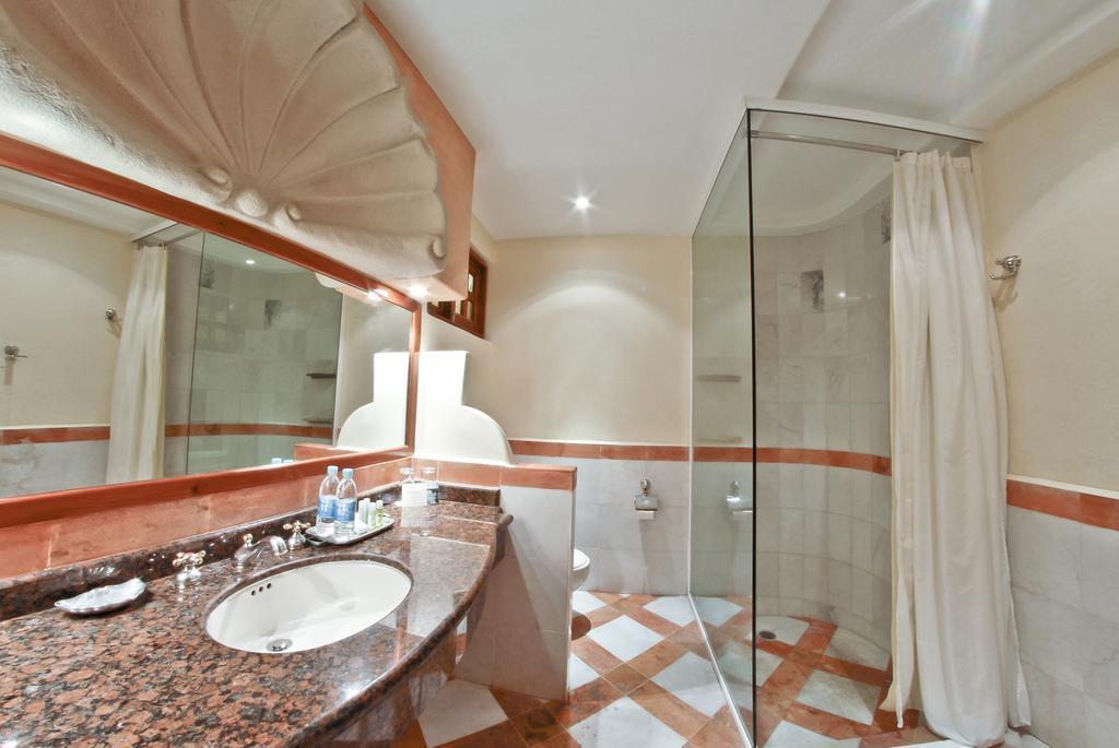Imaginea Eurostars Hacienda Vista Real 5*