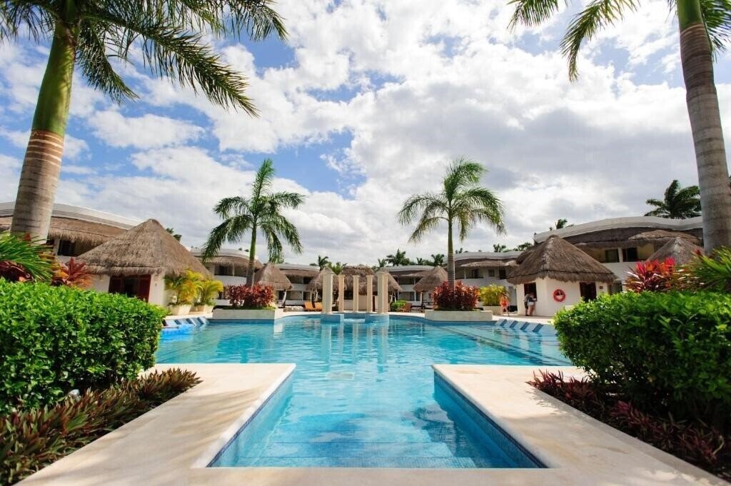 Hotel Princess Family Club At Grand Riviera Princess 5*