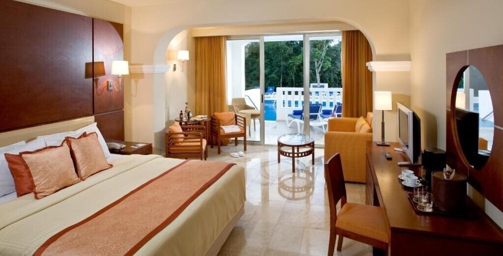 Imaginea Princess Family Club At Grand Riviera Princess 5*