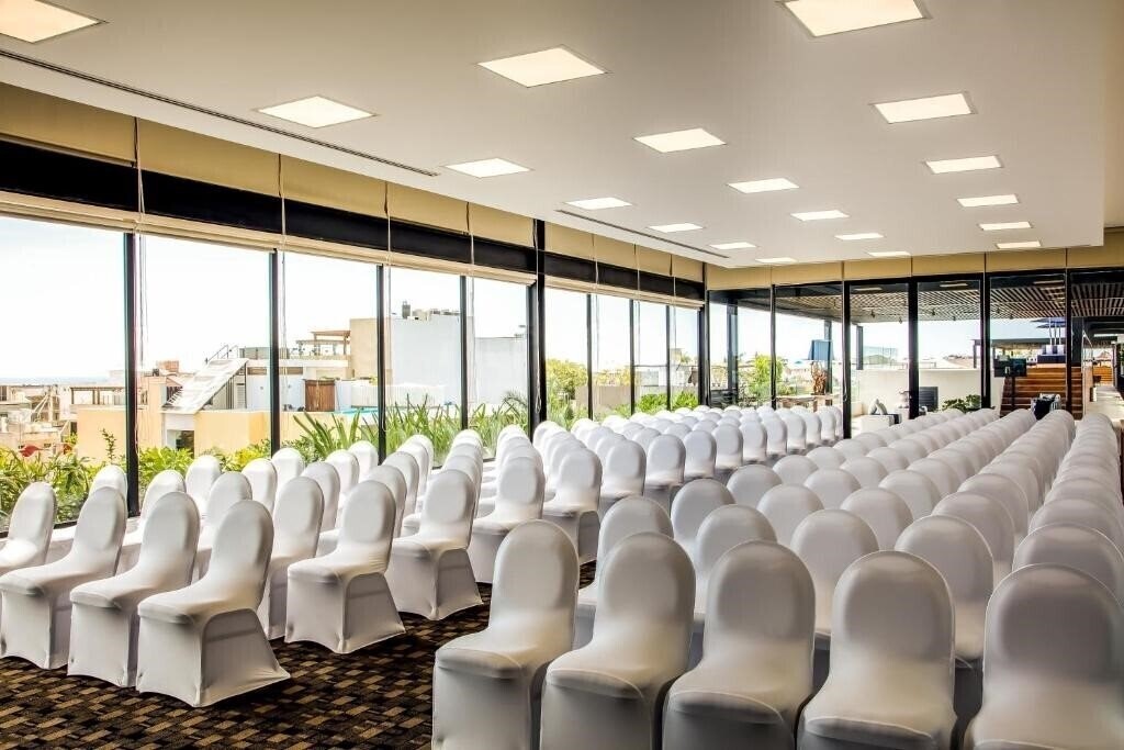 Картинка Fiesta Inn Playa Del Carmen 4*