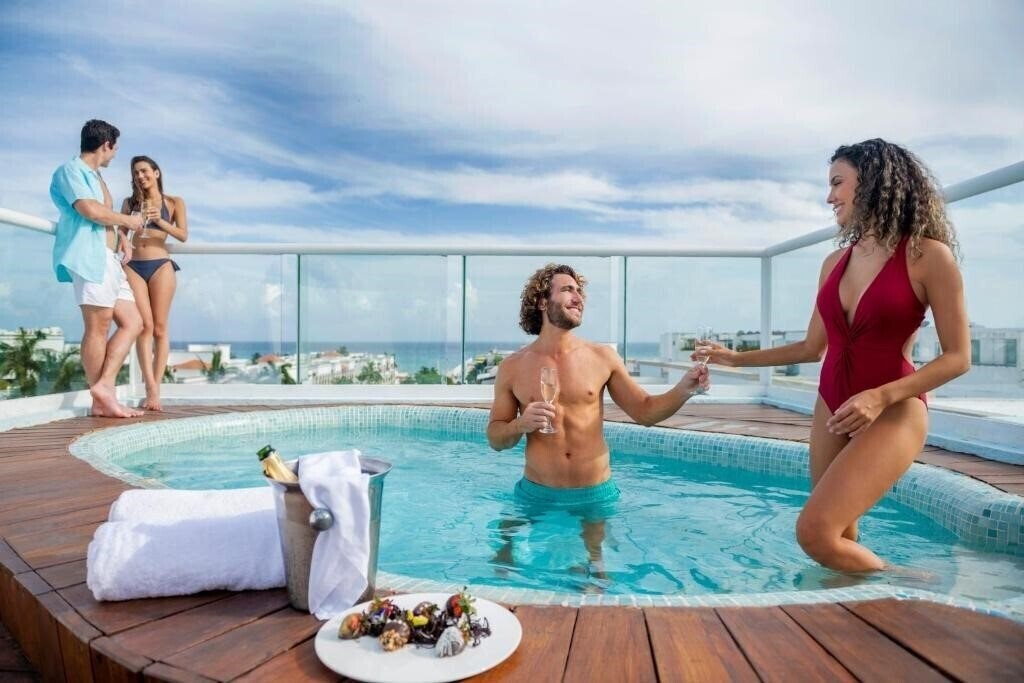 Fotografii Wyndham Alltra Playa Del Carmen 4*