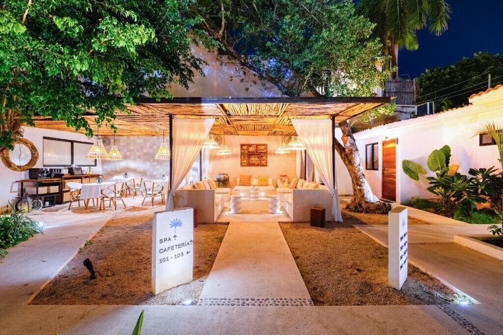 Fotografie Malish Hotel & SPA (ex. Aalada Playa del Carmen) 4*