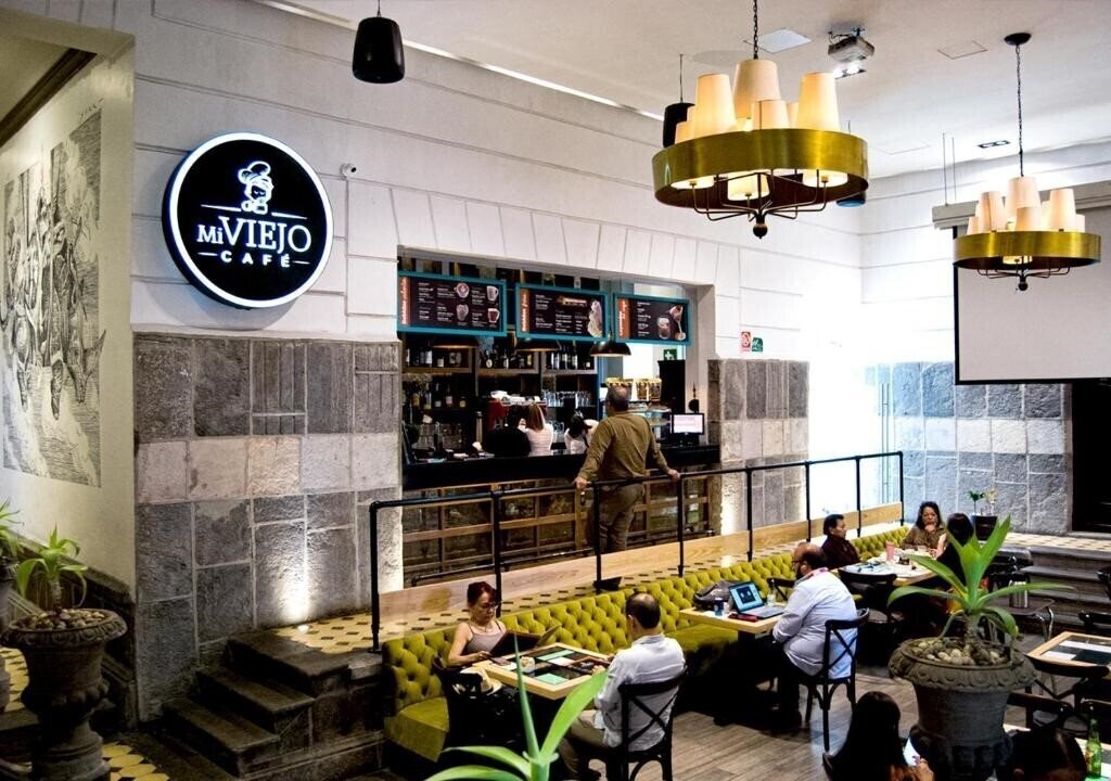 Imaginea Ikonik Hotel Puebla 4*