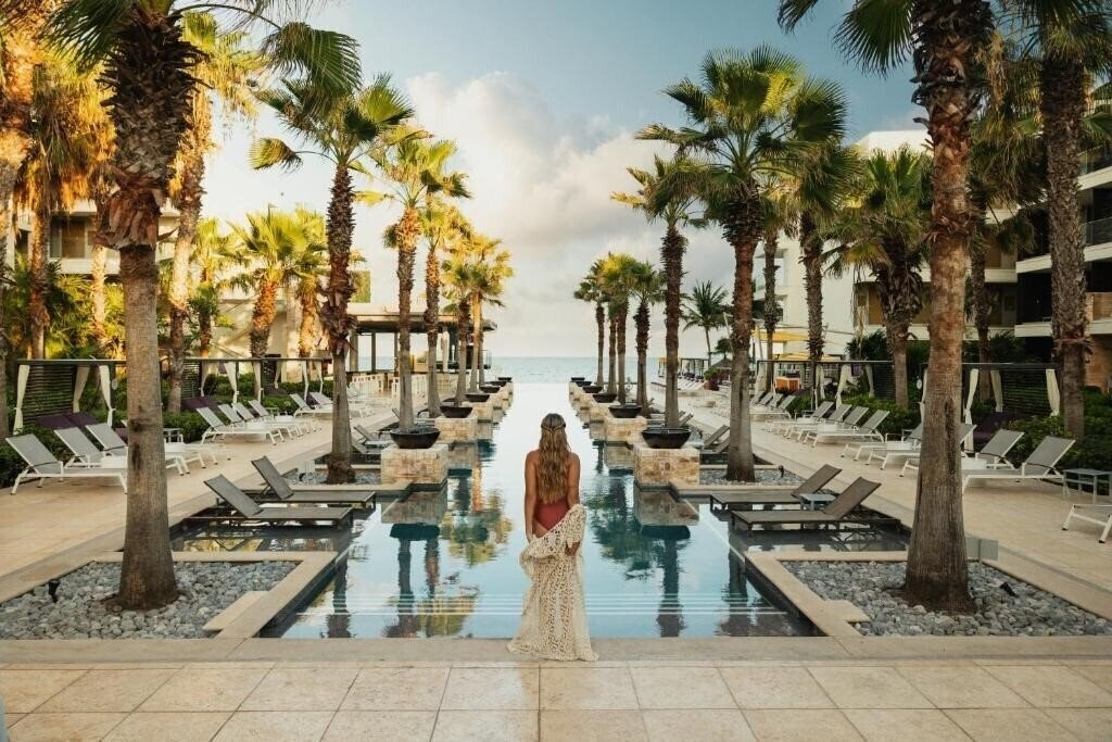 Hotel Breathless Riviera Cancun Resort & Spa 5*