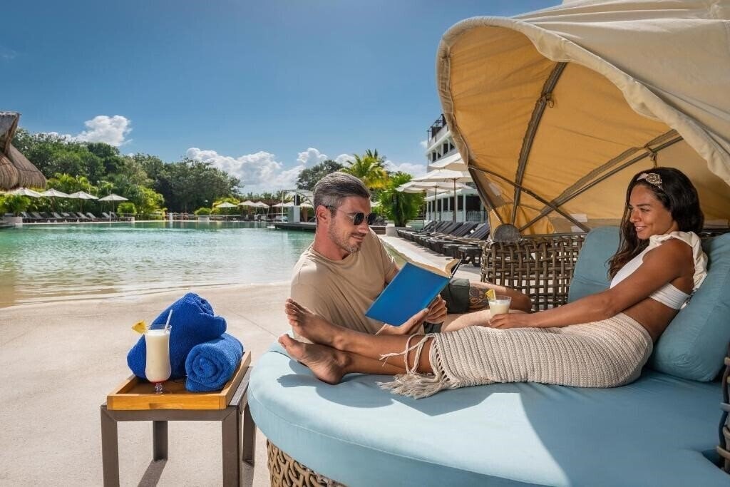 Hotel Ocean Riviera Paradise El Beso 5*