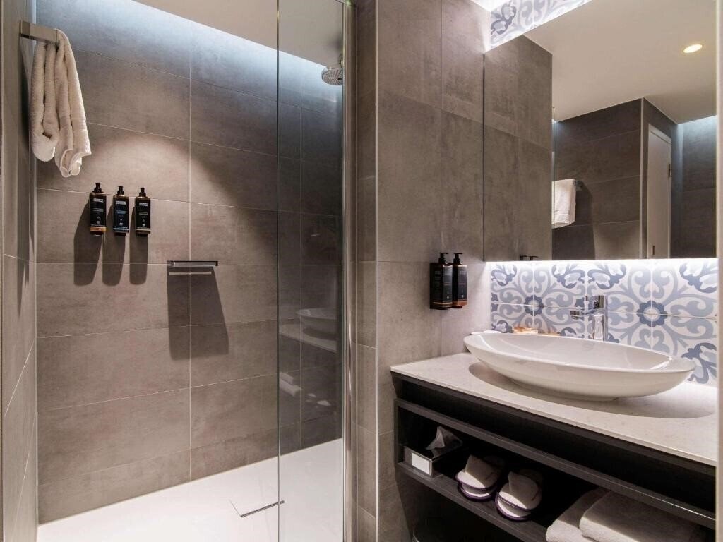 Картинка Mercure Amsterdam City 4*