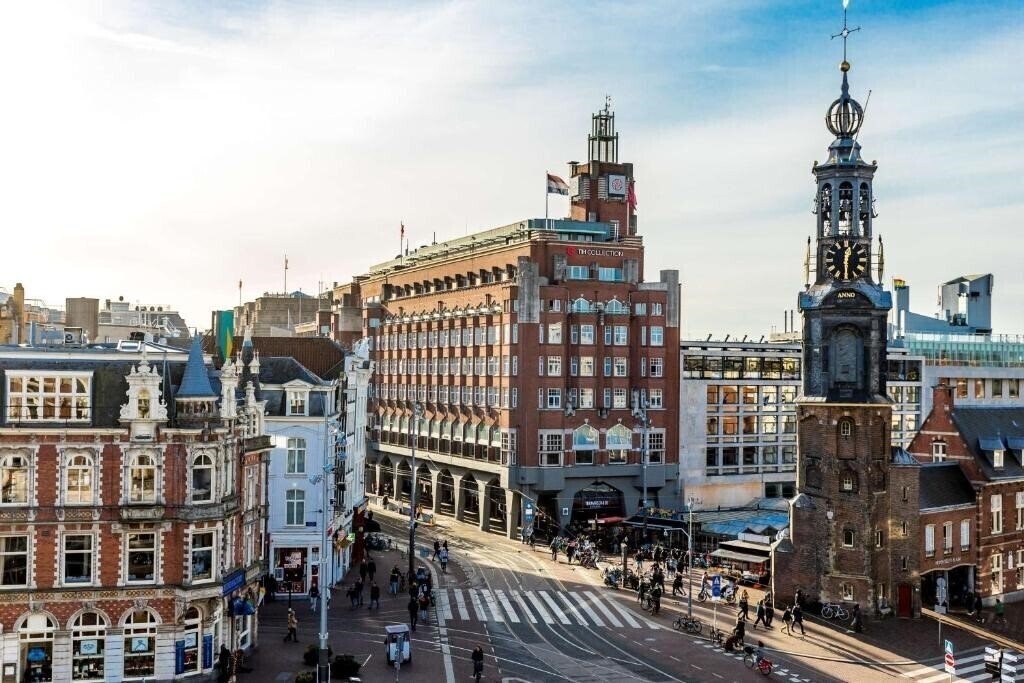 Отель NH Carlton Amsterdam 4*