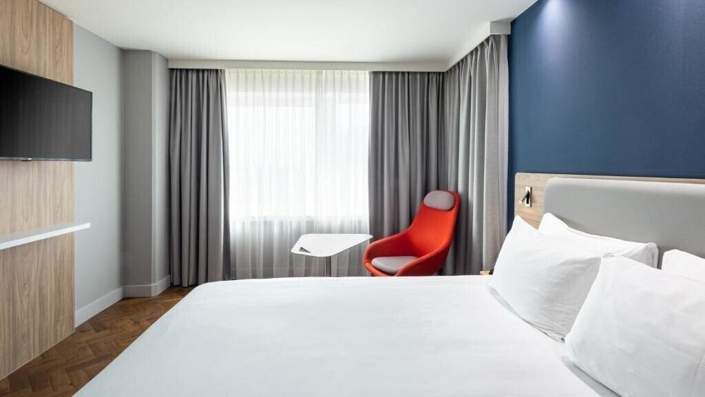 Fotografii Holiday Inn Express Amsterdam - Sloterdijk Station 3*