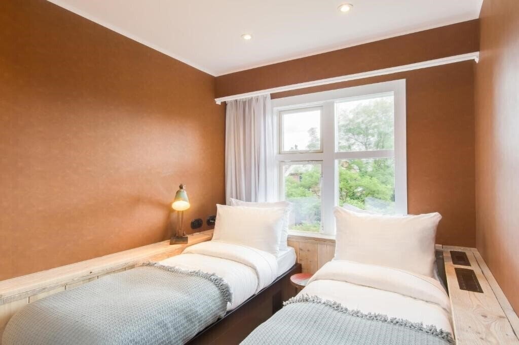 Imaginea Max Brown Hotel Museum Square 3*