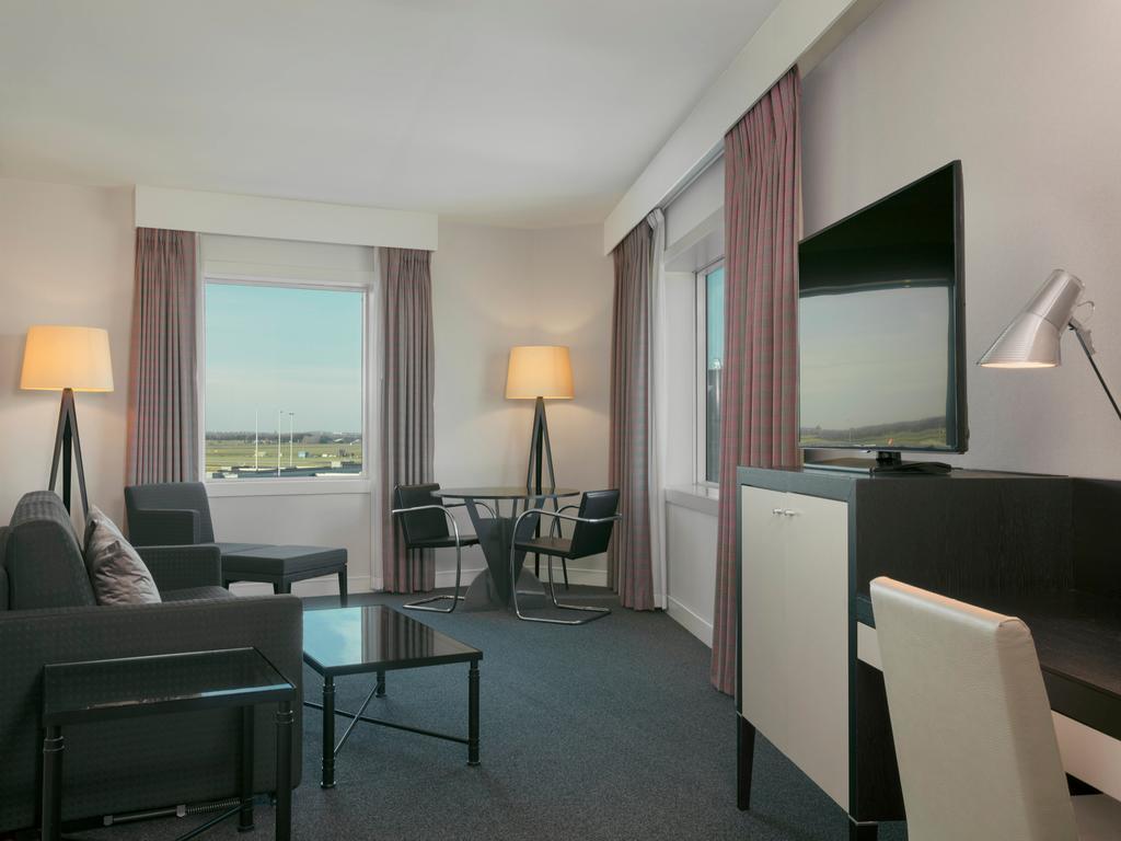 Fotografii Sheraton Amsterdam Airport Schiphol 4*