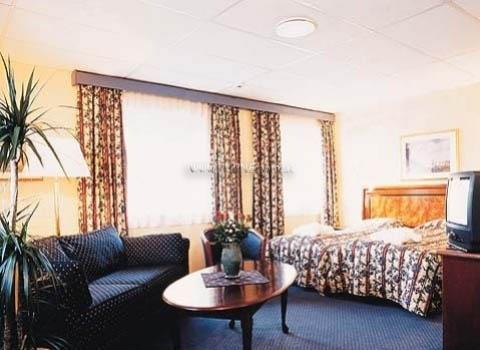 Фото Thon Hotel Terminus 3*