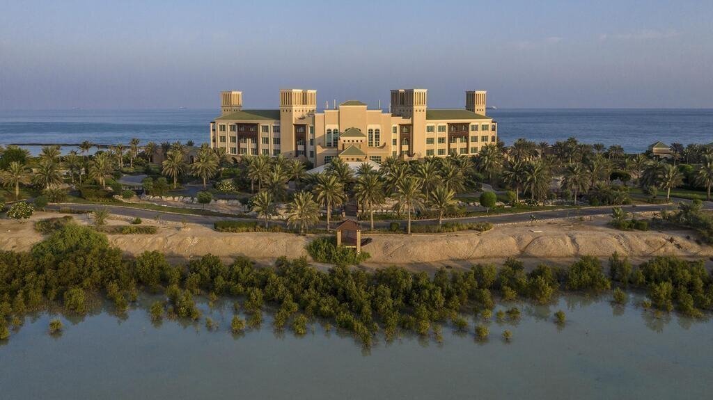 Hotel Anantara Desert Islands Resort & SPA 5*